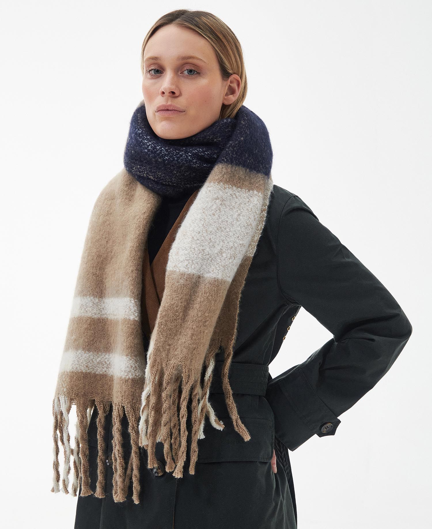 Barbour Isla Tartan Boucle Scarf