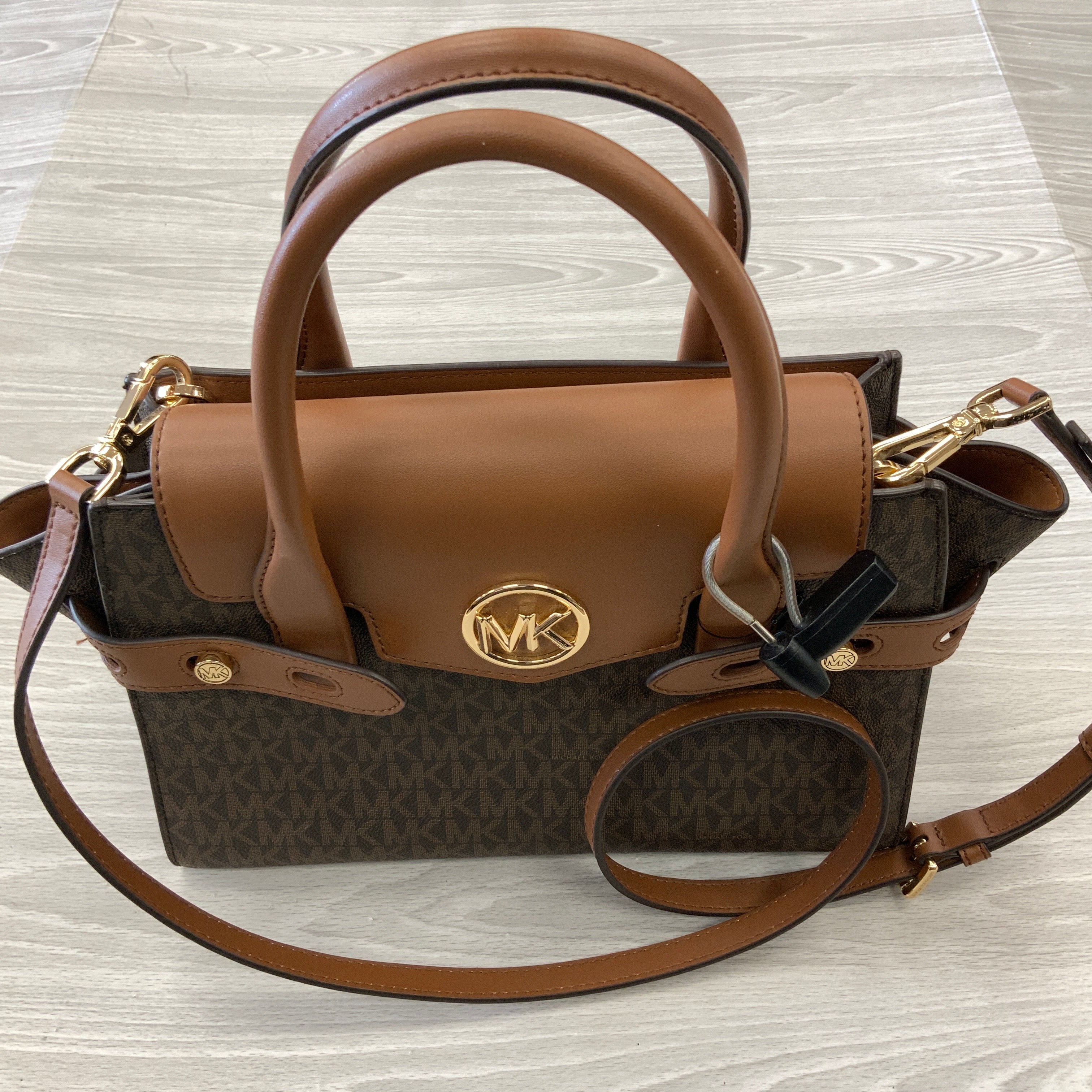 Handbag By Michael Kors  Size: Large