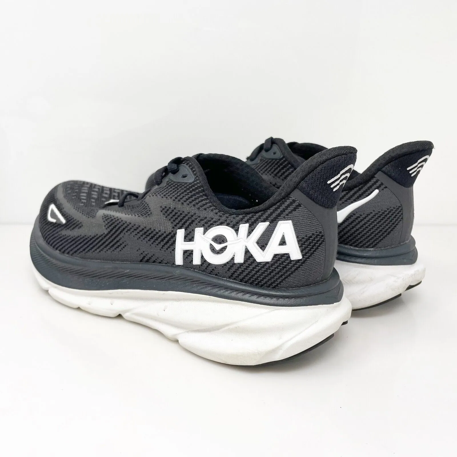 Hoka One One Womens Clifton 9 1132211 BWHT Black Running Shoes Sneakers Size 7 D