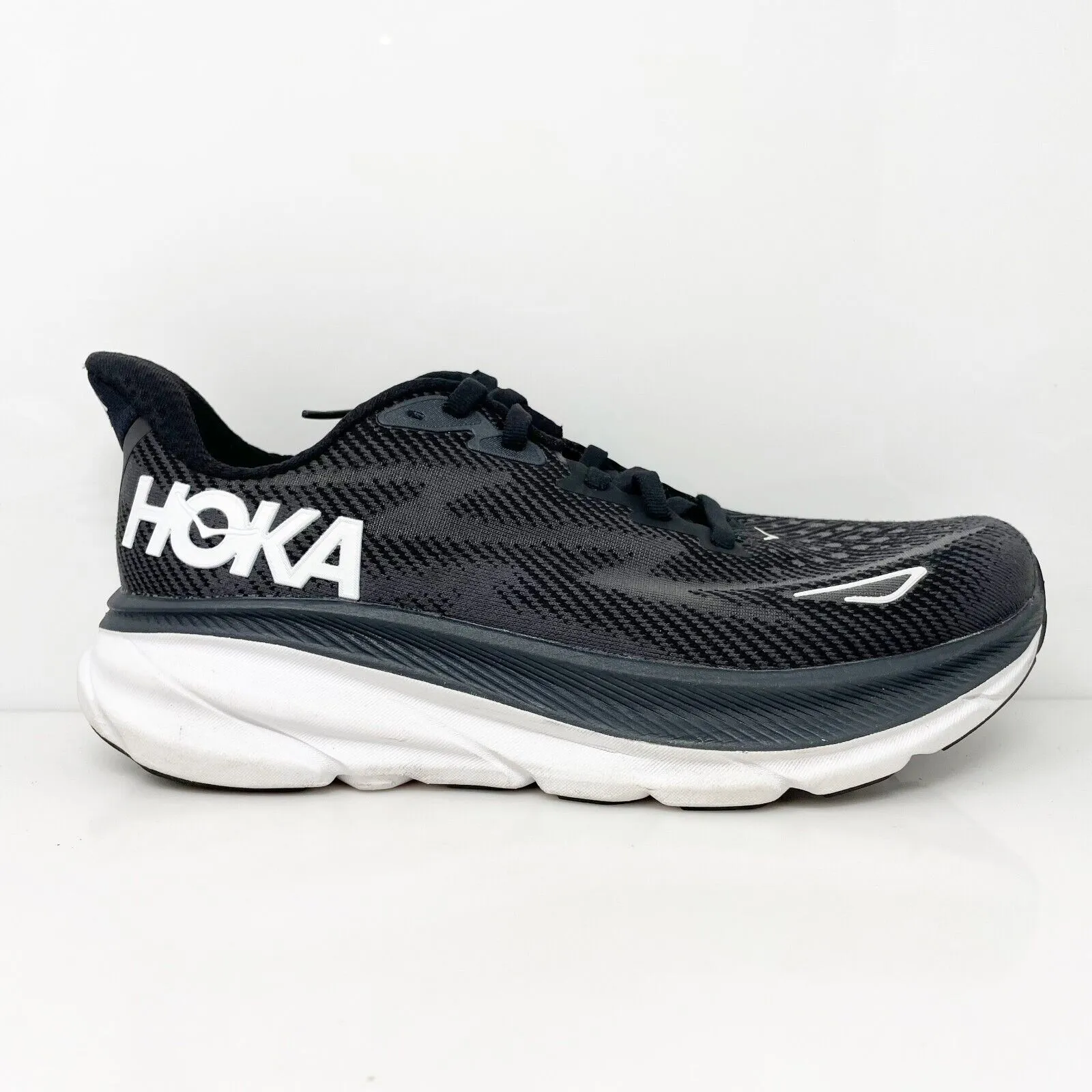 Hoka One One Womens Clifton 9 1132211 BWHT Black Running Shoes Sneakers Size 7 D