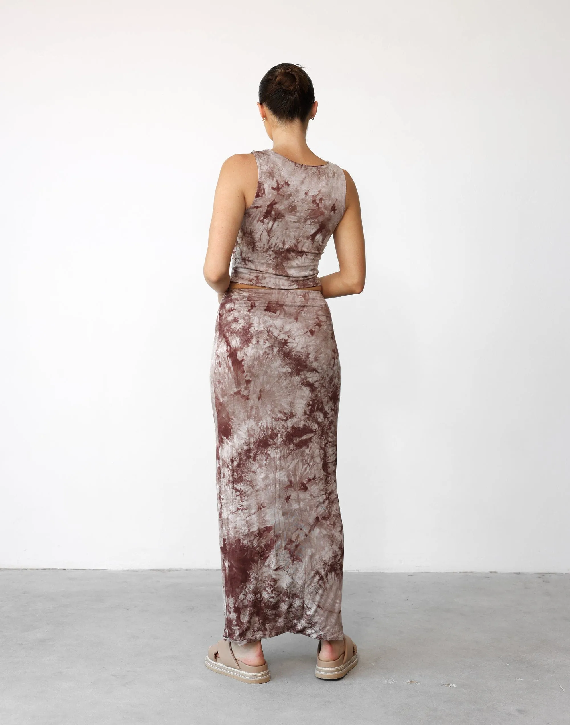 Nitara Maxi Skirt (Taupe Tie Dye)