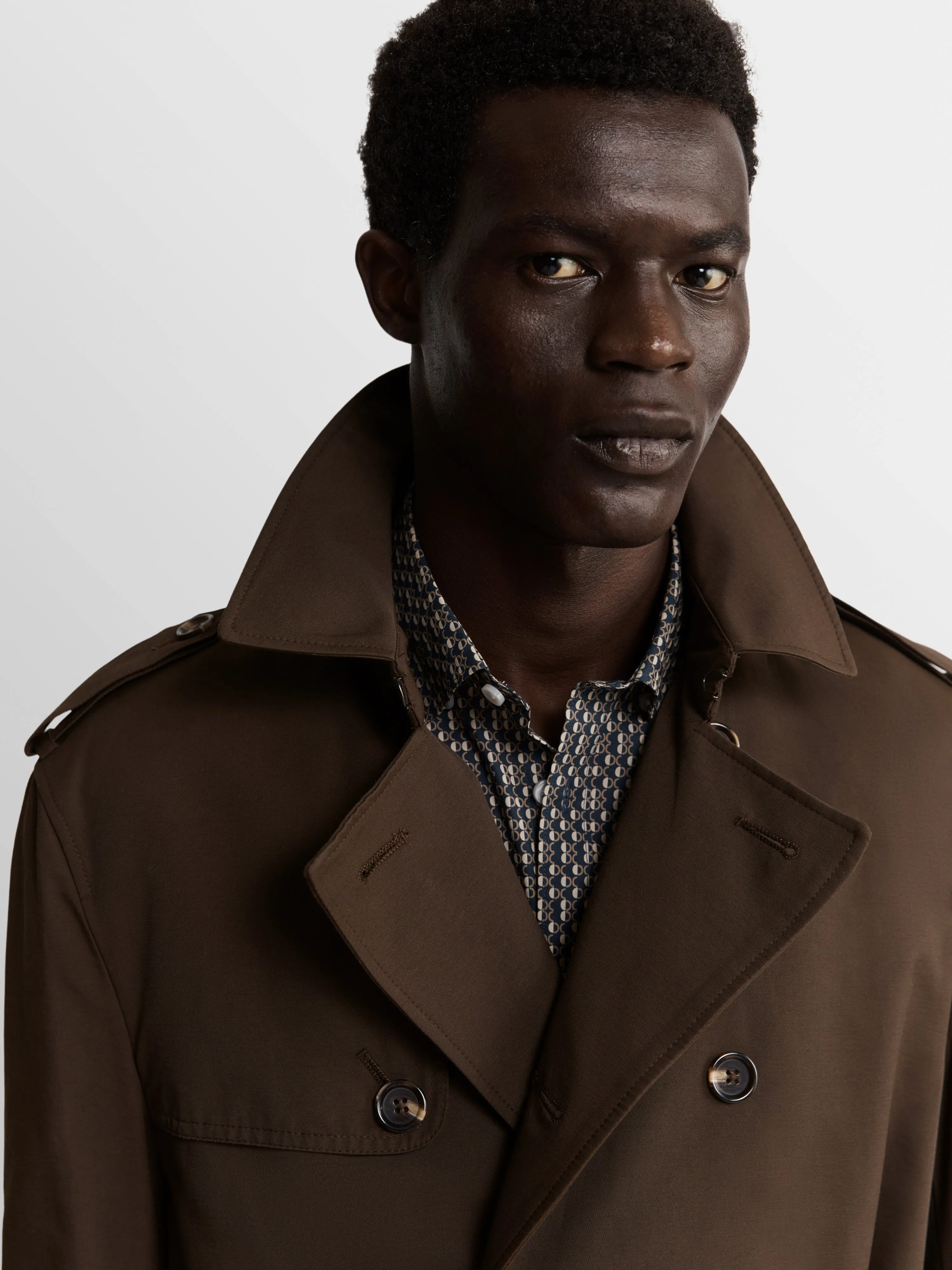 Spencer Slim Fit Trench Coat in Olive Showerproof Fabric